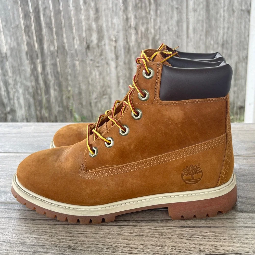 Timberland Premium Boots Boys 5.5 6 Inch Brown Wheat Waterproof Nubuck‎ Leather